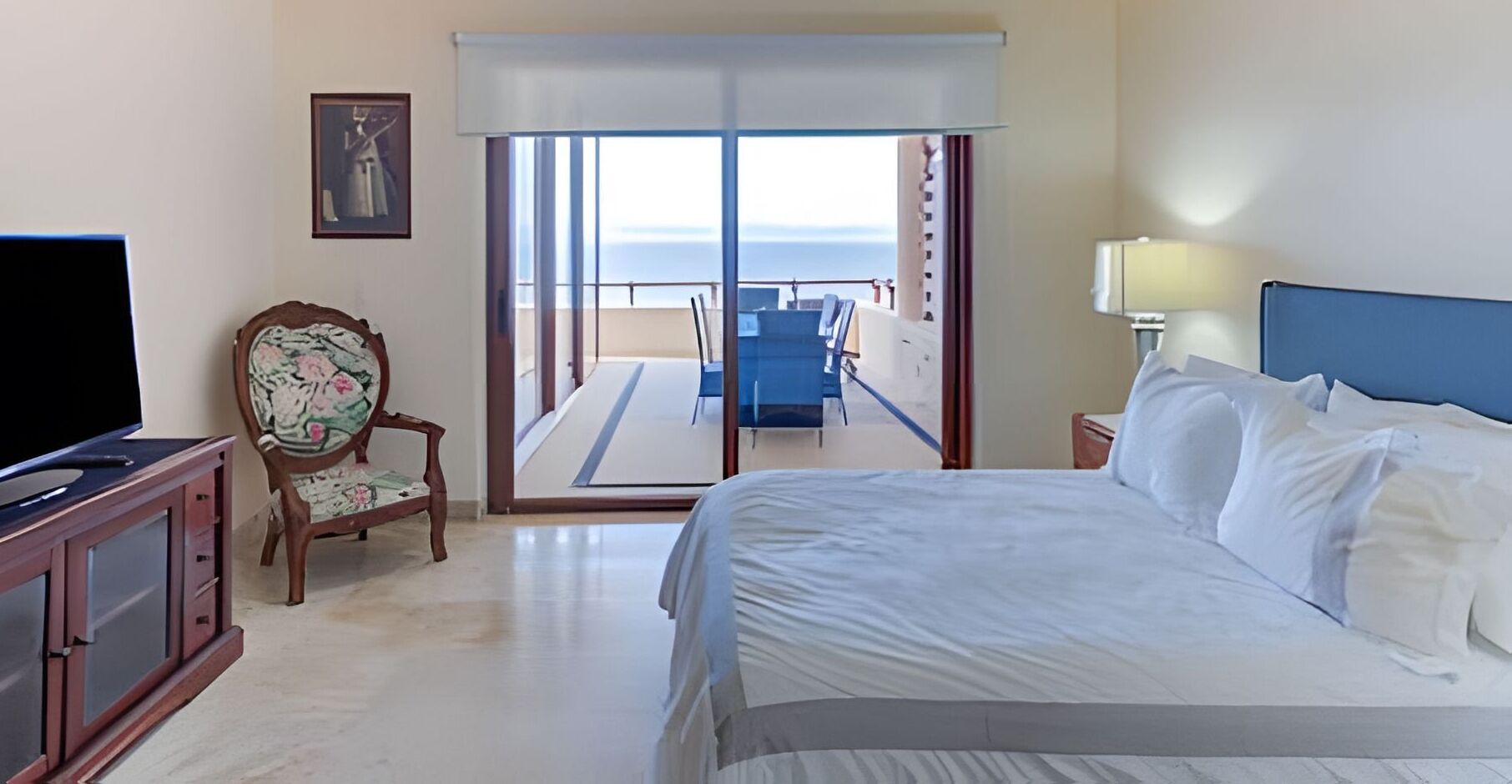 3 soverom, strykejern/-brett og sengetøy