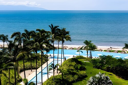 Peninsula 7L F1 by Del Mar