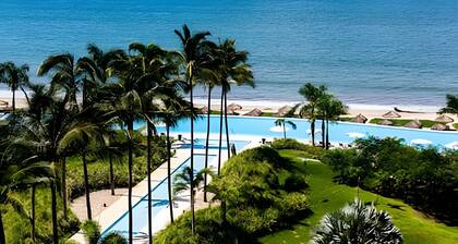 Peninsula 7L F1 by Del Mar