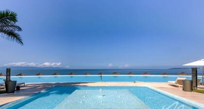 Beachfront condo w/ pool & patio