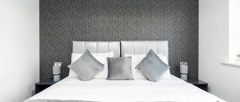 3 chambres, fer et planche à repasser, Wi-Fi gratuit, draps fournis