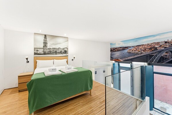 Silitysrauta/-lauta, internet, vuodevaatteet