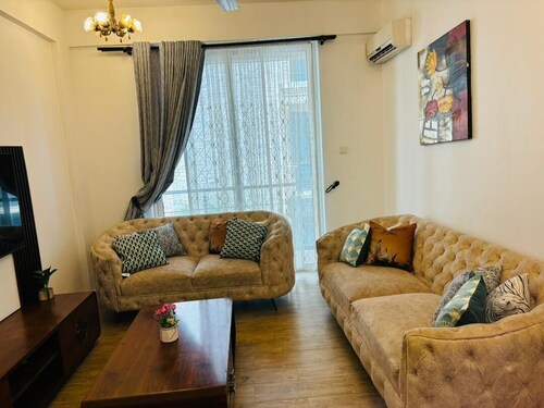 Spacious 3-bedroom apartment in marvelous Dar es Salaam with fitness room, AC