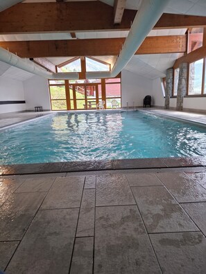 Indoor pool, a heated pool - GREEN THISTLE (Valmeinier)
