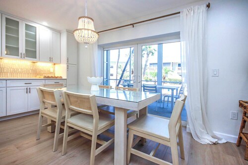 Sanibel Arms West Newly Renovated Unit A2 First Floor Garden view