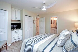 Iron/ironing board, internet, bed sheets