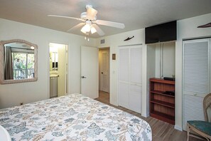 2 chambres, fer et planche à repasser, accès à Internet, literie fournie