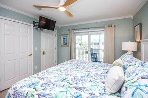 2 bedrooms, iron/ironing board, internet, bed sheets