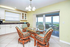 Dining - Unit C8 - Beachfront (Sanibel)