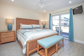 2 bedrooms, iron/ironing board, internet, bed sheets