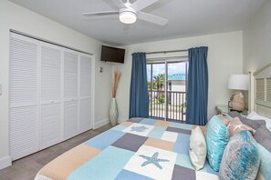 2 soverom, strykejern/-brett, internettilgang og sengetøy