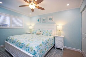 2 bedrooms, iron/ironing board, internet, bed sheets