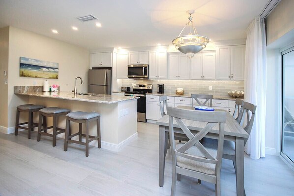 Private kitchen - Unit H2 - Garden View (Sanibel)
