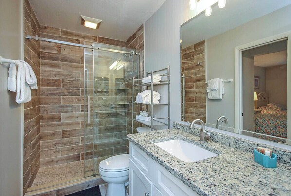 Shower - Breezy Sanibel Arms West Garden Unit H6 | Short Walk to the Gulf (Sanibel)