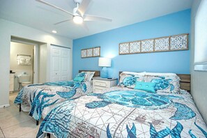 2 bedrooms, iron/ironing board, internet, bed sheets - Charming Sanibel Arms West Garden Unit I7 | Lush Gardens, Quick Walk to Beach (Sanibel)