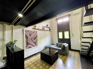 Comfort Loft, City View | Living area - MOKA HOUSE (Santo Domingo)