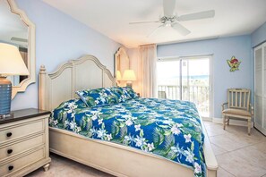 2 bedrooms, iron/ironing board, Internet, bed sheets