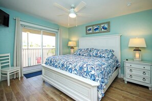 2 bedrooms, iron/ironing board, internet, bed sheets