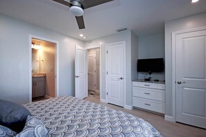 Bügeleisen/Bügelbrett, Internetzugang, Bettwäsche