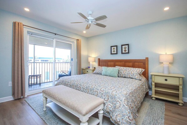 2 chambres, fer et planche à repasser, accès à Internet, literie fournie