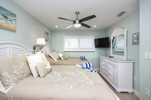 2 bedrooms, iron/ironing board, Internet, bed sheets