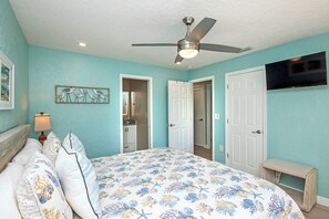 2 bedrooms, iron/ironing board, Internet, bed sheets