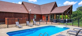 Meadows | Hocking Hills, Pool, Theater, Sleeps 24