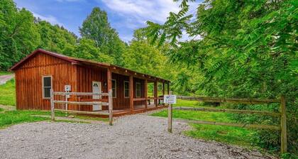 Little Chief Cabin | Hocking Hills, Pet Friendly