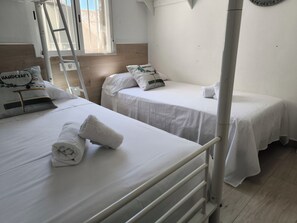 2 bedrooms