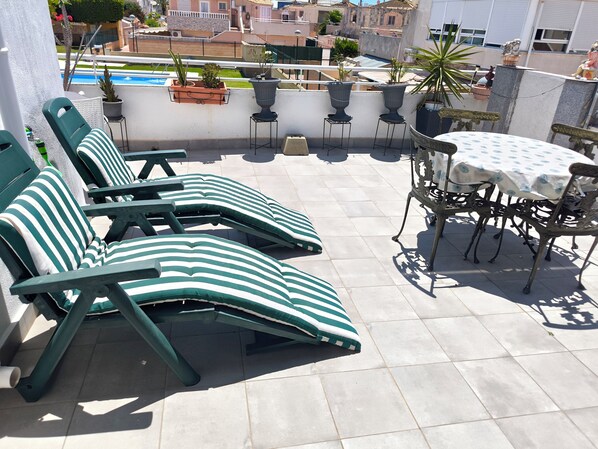 House, 2 Bedrooms, Smoking, Patio | Exterior