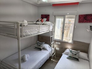 2 bedrooms