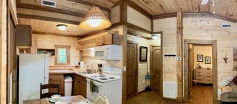 Charming 2-bedroom cabin in beautiful mountains of Pickens, SC.