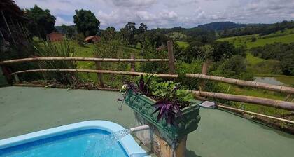 Country house, farm with swimming pool, barbecue, quiet place for family business