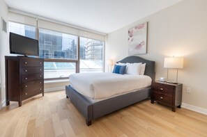 Room - Atlantic Station 7R (Stamford)
