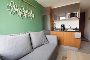 Basic Studio | Private kitchen