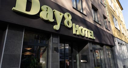 Day8 Hotel