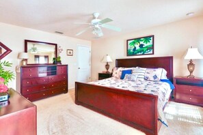 5 bedrooms, iron/ironing board, WiFi, bed sheets