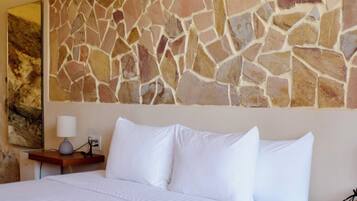 Deluxe Room, 1 King Bed | In-room safe, laptop workspace, free WiFi