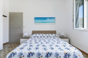 3 chambres, fer et planche à repasser, accès Internet