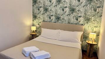 Zimmer | BĂŒgeleisen/BĂŒgelbrett, kostenloses WLAN