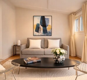 Superior Apartment, City View | Living area - HARPE (Paris)