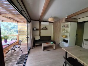 Smart TV, table tennis - Cabanon nestled in the pines between Aix and Marseille with large swimming pool (Simiane-Collongue)