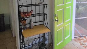 Interior - Jacoway Inn Gardenia Studio (Calibishie)