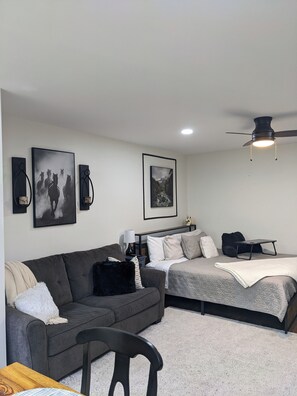 1 bedroom, iron/ironing board, free WiFi, bed sheets