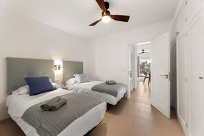 2 bedrooms, iron/ironing board, WiFi, bed sheets