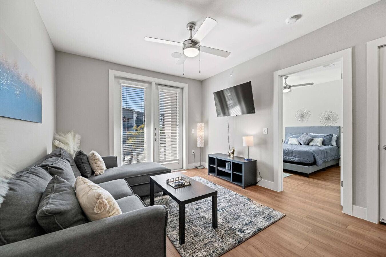 1 bedroom, desk, iron/ironing board, WiFi