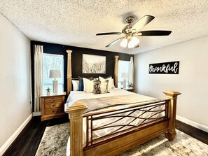 4 chambres, fer et planche à repasser, Wi-Fi, draps fournis