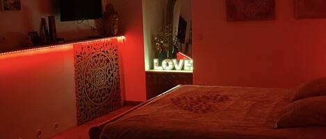 1 soveværelse, sengetøj