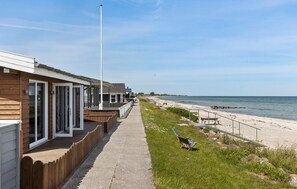 Beach nearby, fishing - Amazing home in Otterup (Otterup)