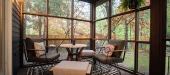 Spacious 5-bedroom house near Saratoga Racetrack, SPAC, Six Flags - Pet Friendly
